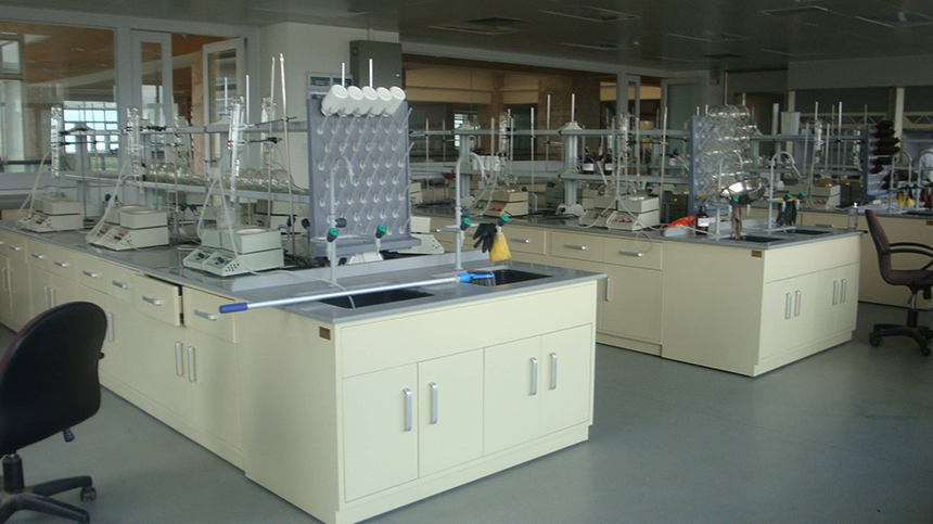 張家界市陽(yáng)湖坪污水處理廠在長(zhǎng)?，F(xiàn)代采購(gòu)實(shí)驗(yàn)室通風(fēng)柜